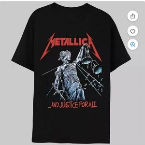 Metallica Black Graphic Tee